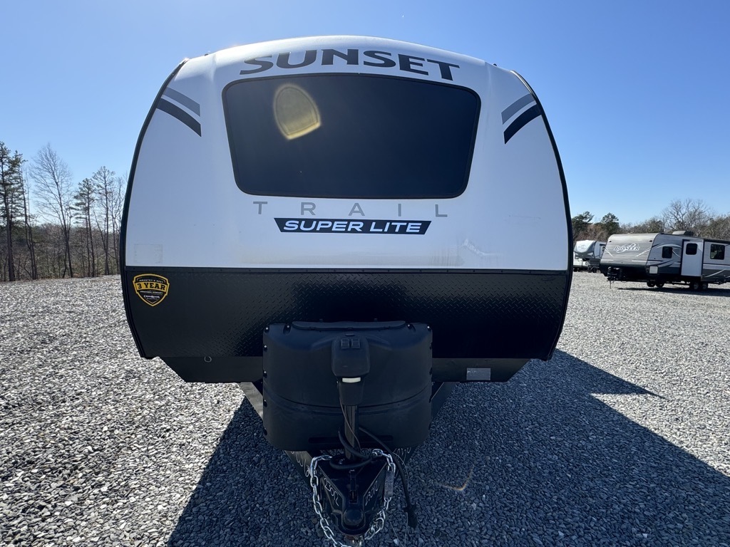 2022 Crossroads SUNSET TRAIL SUPER LITE SS285CK in dobson NC