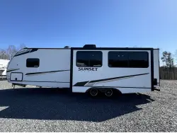2022 CROSSROADS SUNSET TRAIL SUPER LITE SS285CK