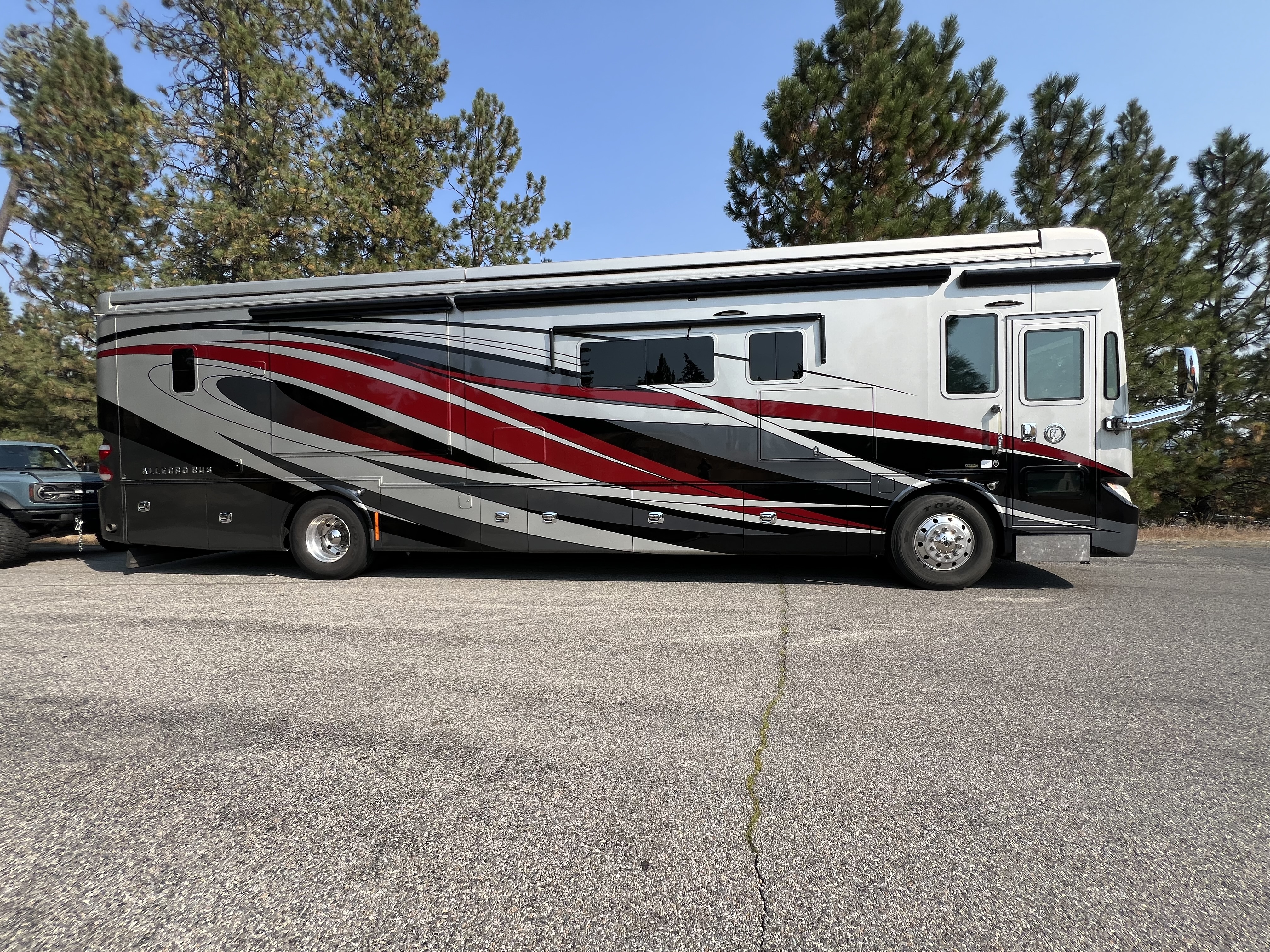 2017 Tiffin Motorhomes ALLEGRO BUS 40 SP in coeur d alene ID