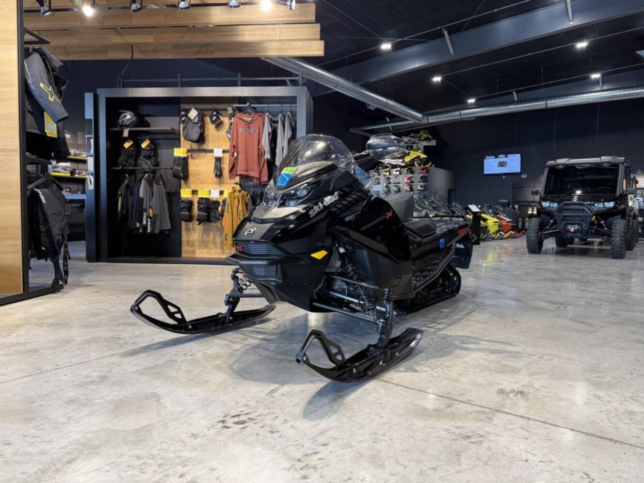 A photo of this 2023 Ski-Doo Renegade® X® 850 E-TEC Ice Ripper XT 1.25_10.25 in. /