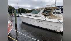 1986 Sea Ray 390 EXPRESS CRUISER Cruiser Boat boat