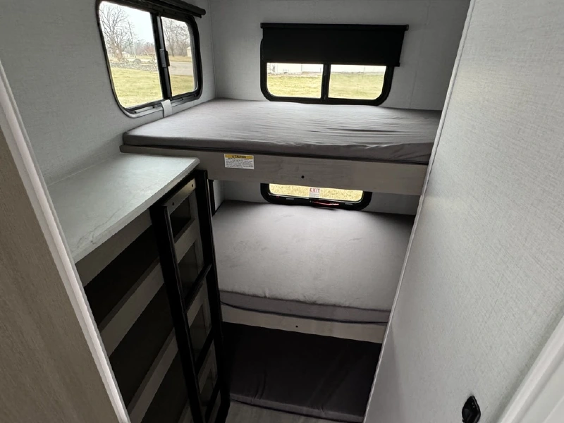 2025 DUTCHMEN KODIAK ULTRA LITE 302BHSL