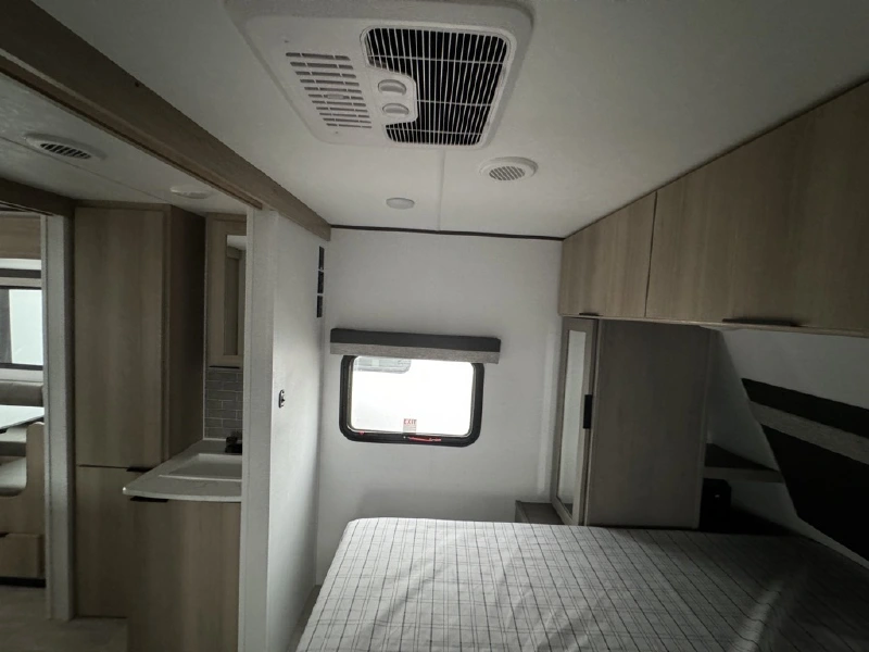 2025 DUTCHMEN KODIAK ULTRA LITE 302BHSL