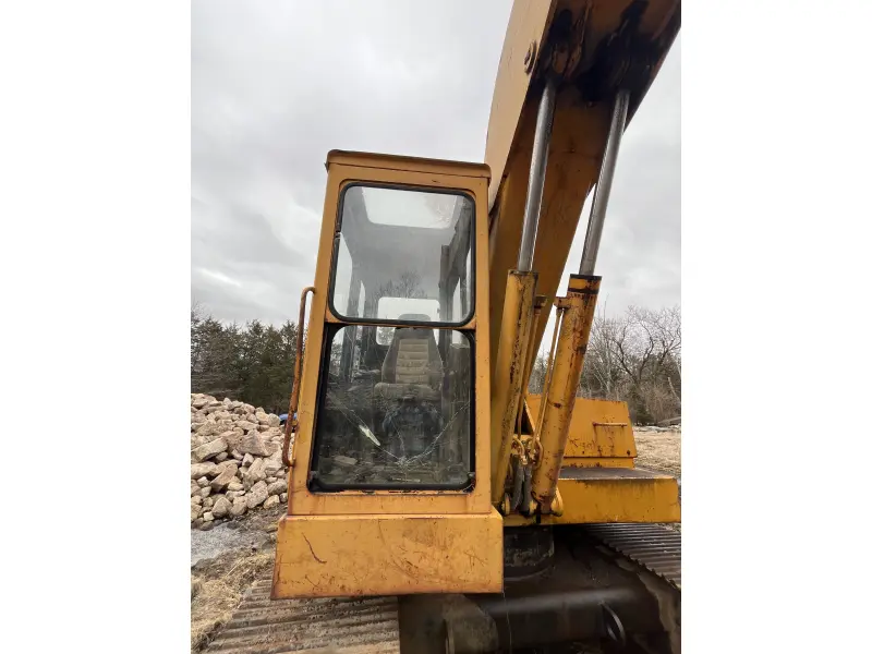 JOHN DEERE 690B