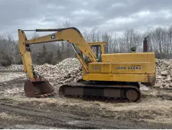 JOHN DEERE 690B