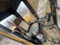 JOHN DEERE 690B