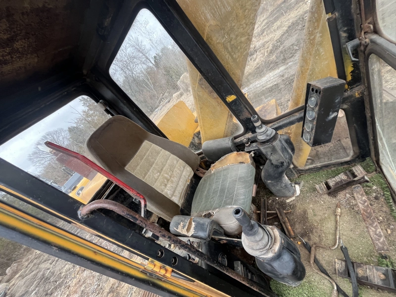 JOHN DEERE 690B