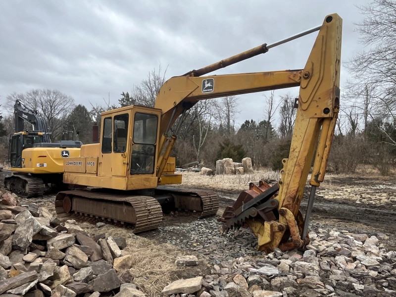 JOHN DEERE 690B