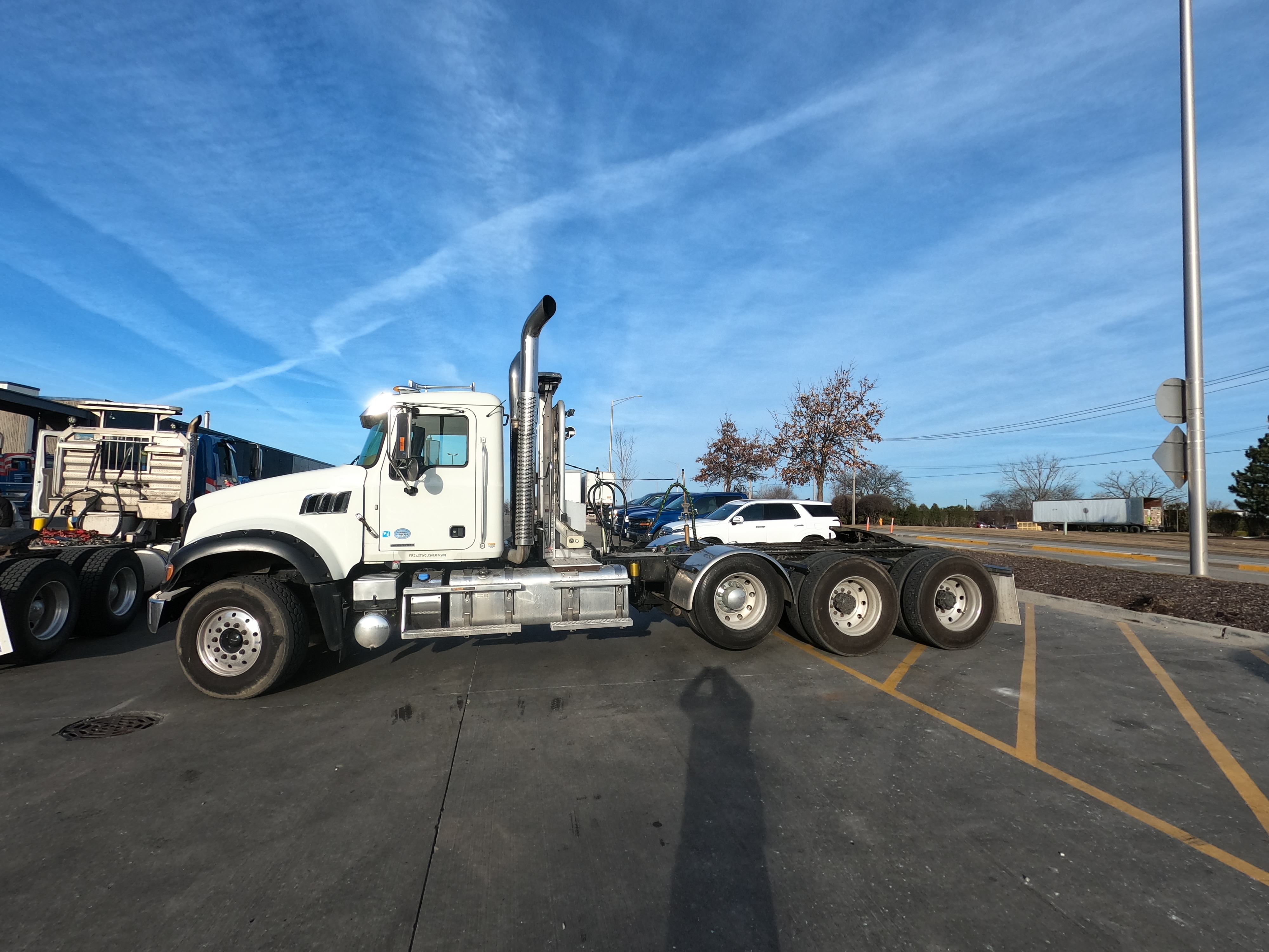 ダイキャストプロモーション　International 9100 DayCab INTERNATIONAL 9100 DayCab TOWNE AIR FREIGHT 53' South Bend 1