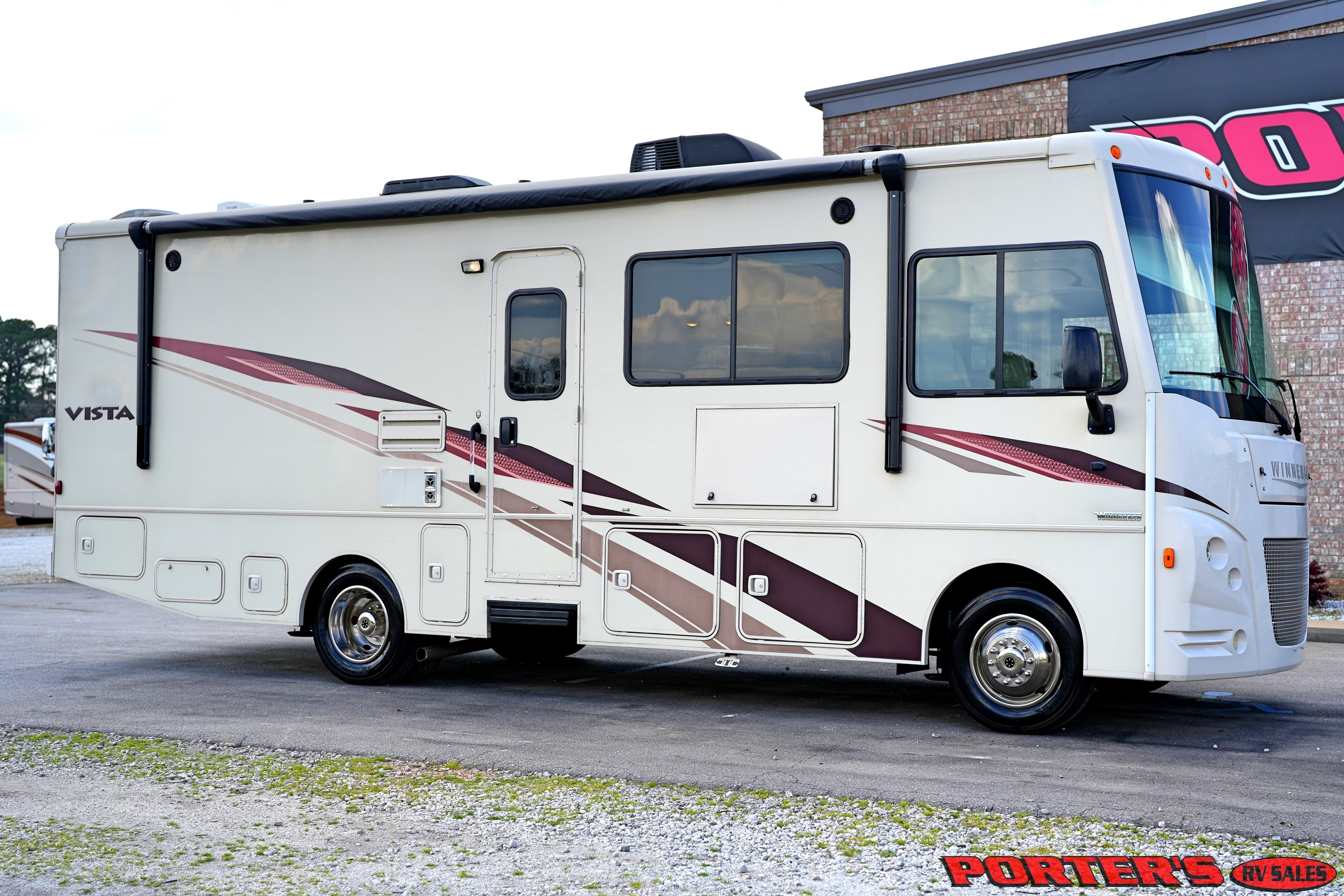 2019 Winnebago vista 27pe