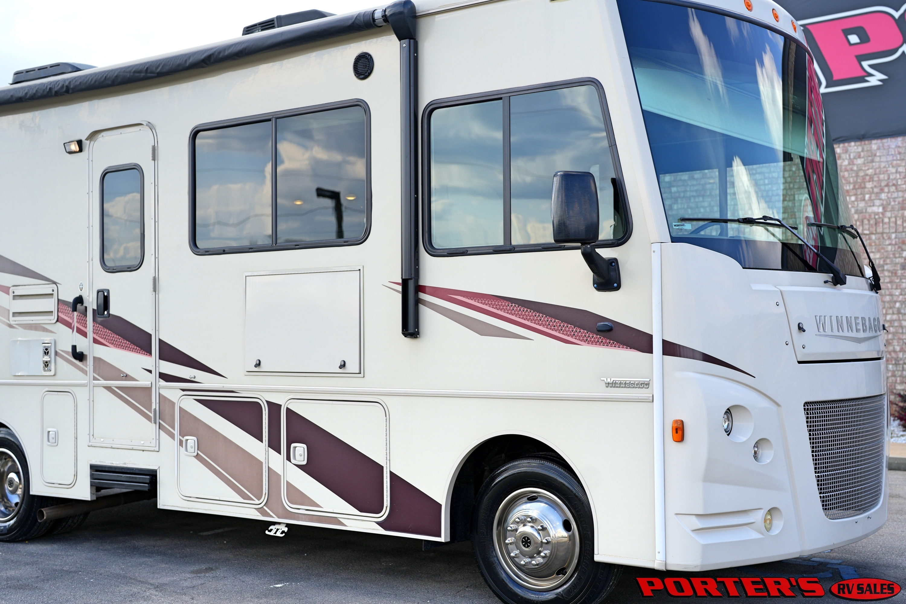 2019 Winnebago vista 27pe
