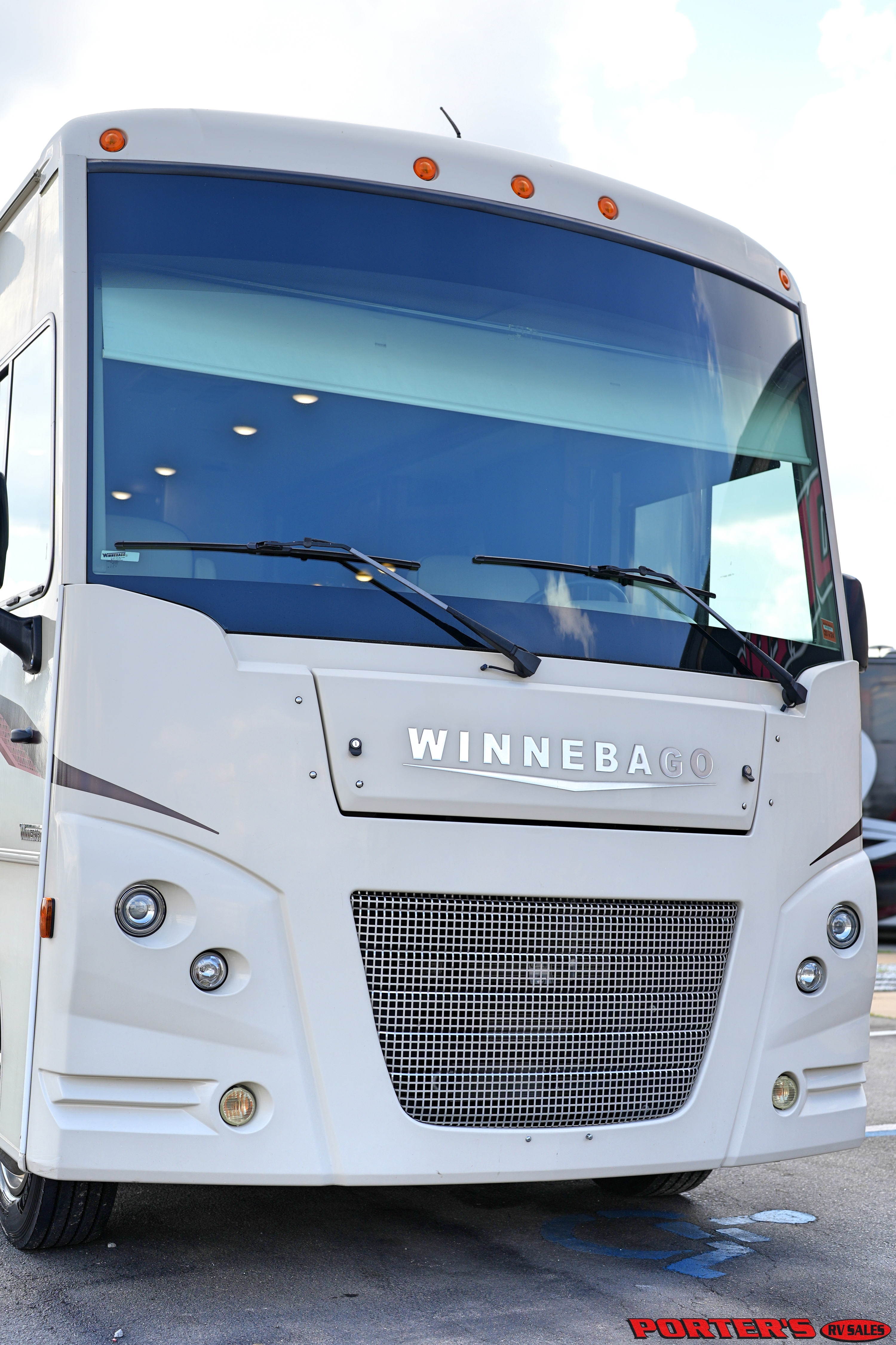 2019 Winnebago vista 27pe