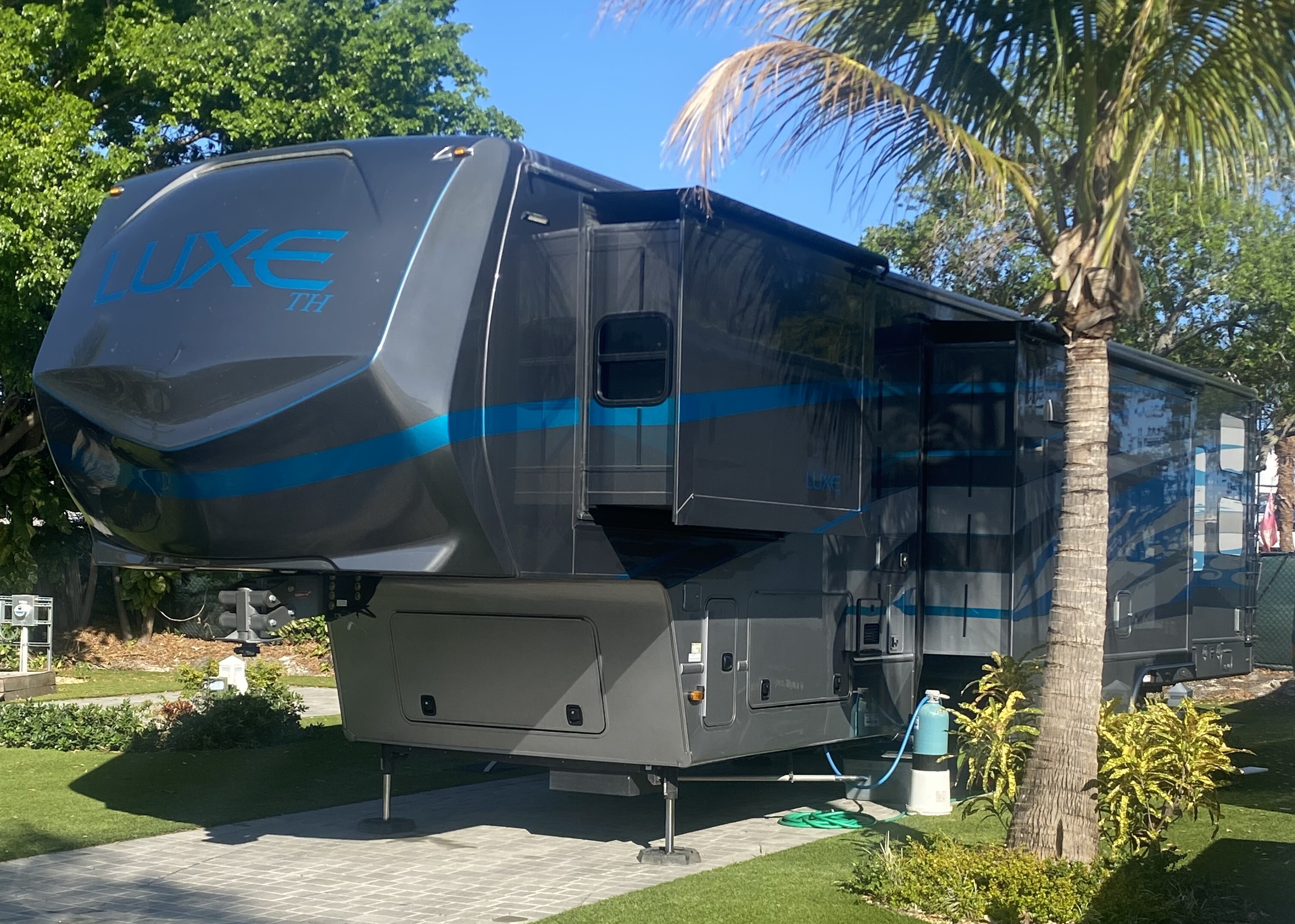 2023 Luxe TOY HAULER 47FB in fredericksburg TX