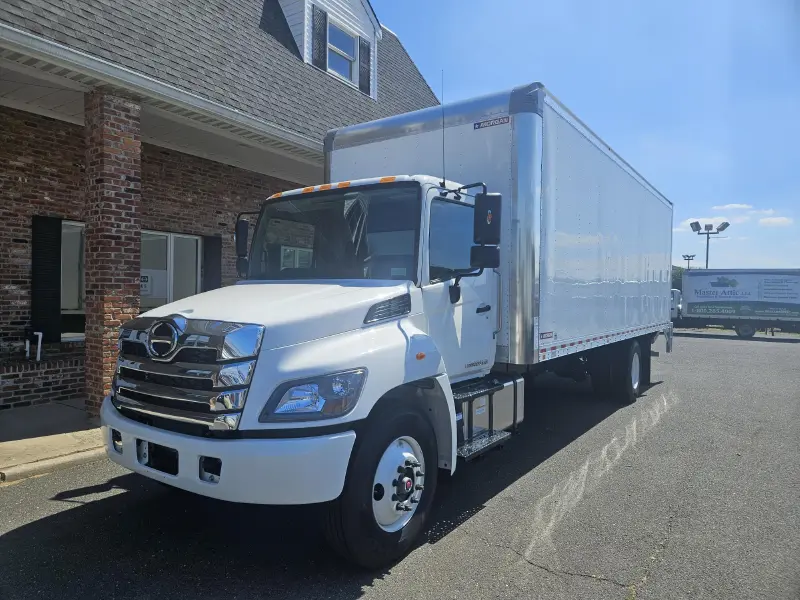 2025 HINO L6