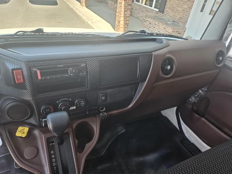 2025 HINO L6