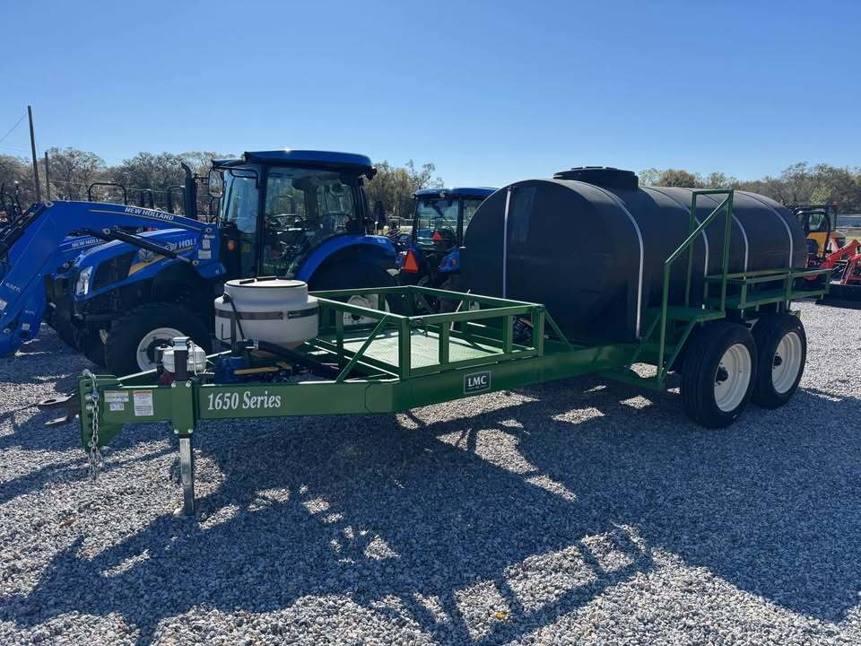 2025 LMC 1650 series NURSE TANK in Chiefland, FL