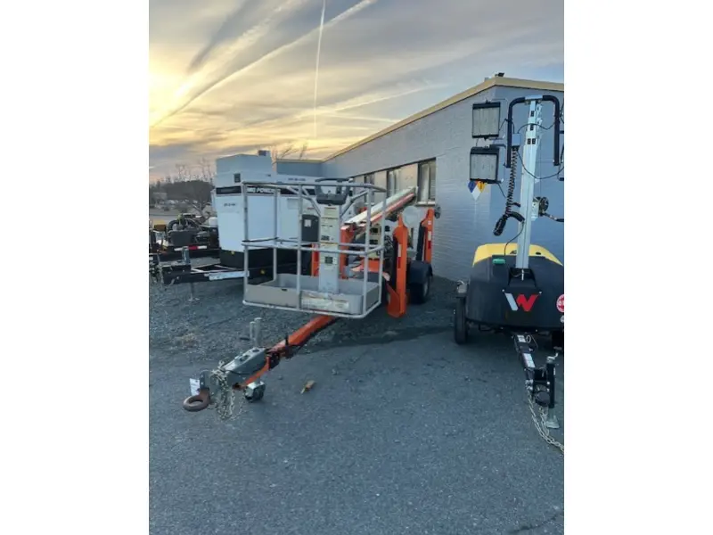 2020 JLG T350