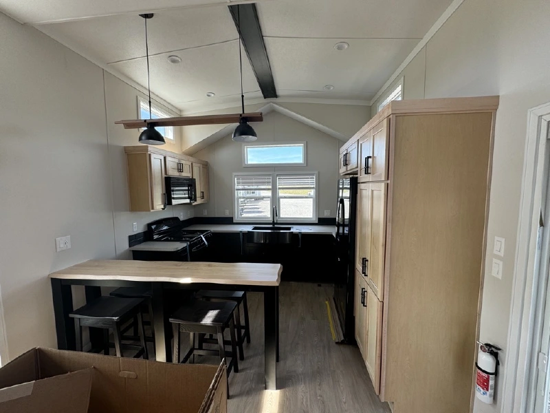 2025 ELEVATION PARK MODEL 5 SERIES 5-115