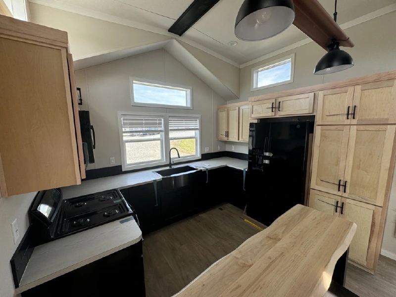 2025 ELEVATION PARK MODEL 5 SERIES 5-115