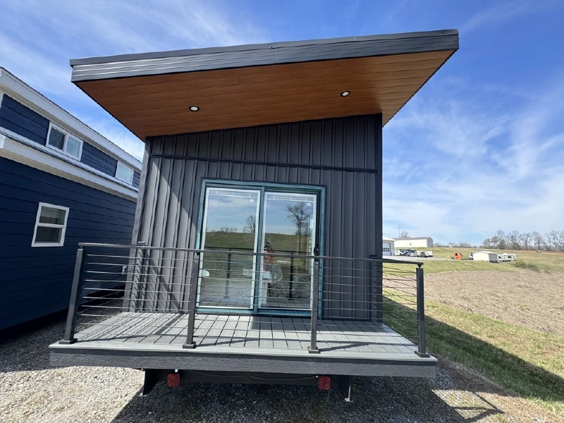 2025 ELEVATION PARK MODEL 7 SERIES 7-128
