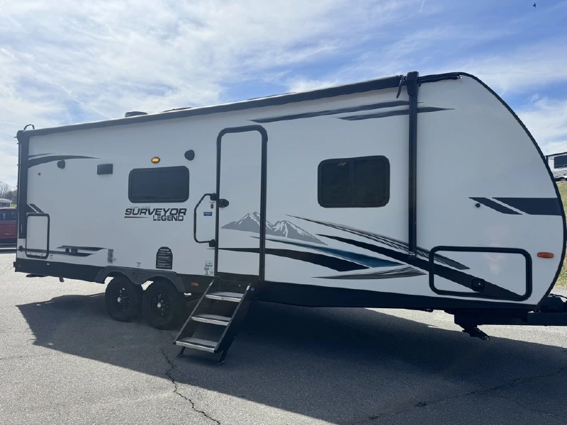 2022 FOREST RIVER SURVEYOR LEGEND 252RBLE