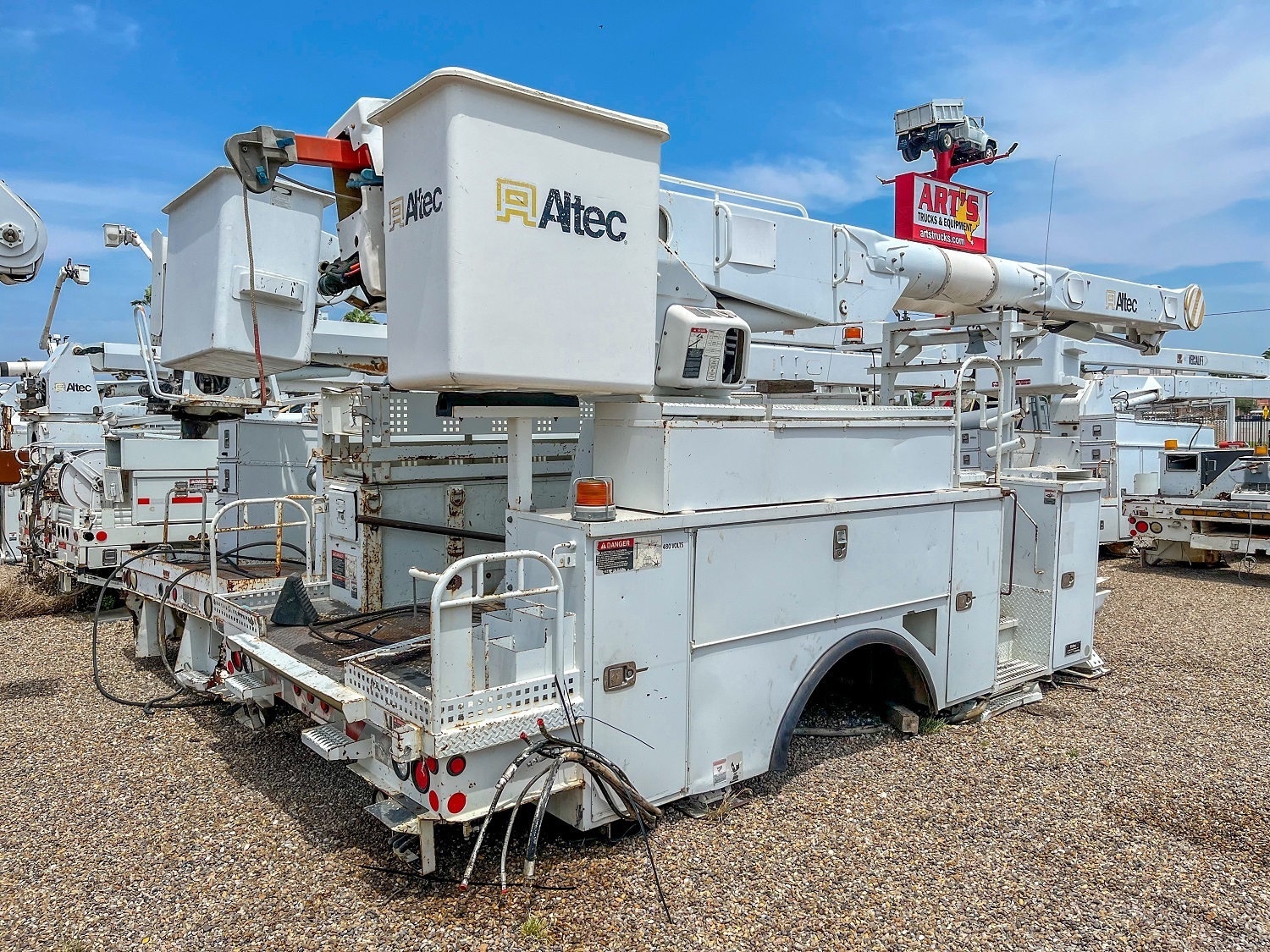 2010 ALTEC AM855-MH in Mcallen, TX