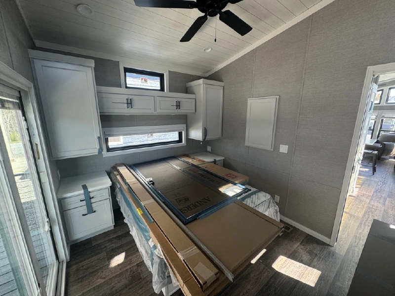 2025 ELEVATION PARK MODEL 7 SERIES 7-128