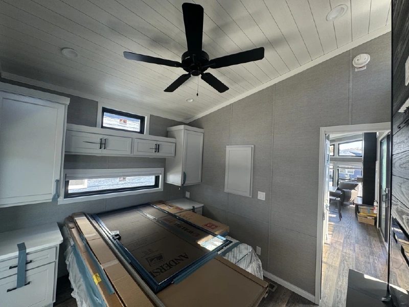 2025 ELEVATION PARK MODEL 7 SERIES 7-128