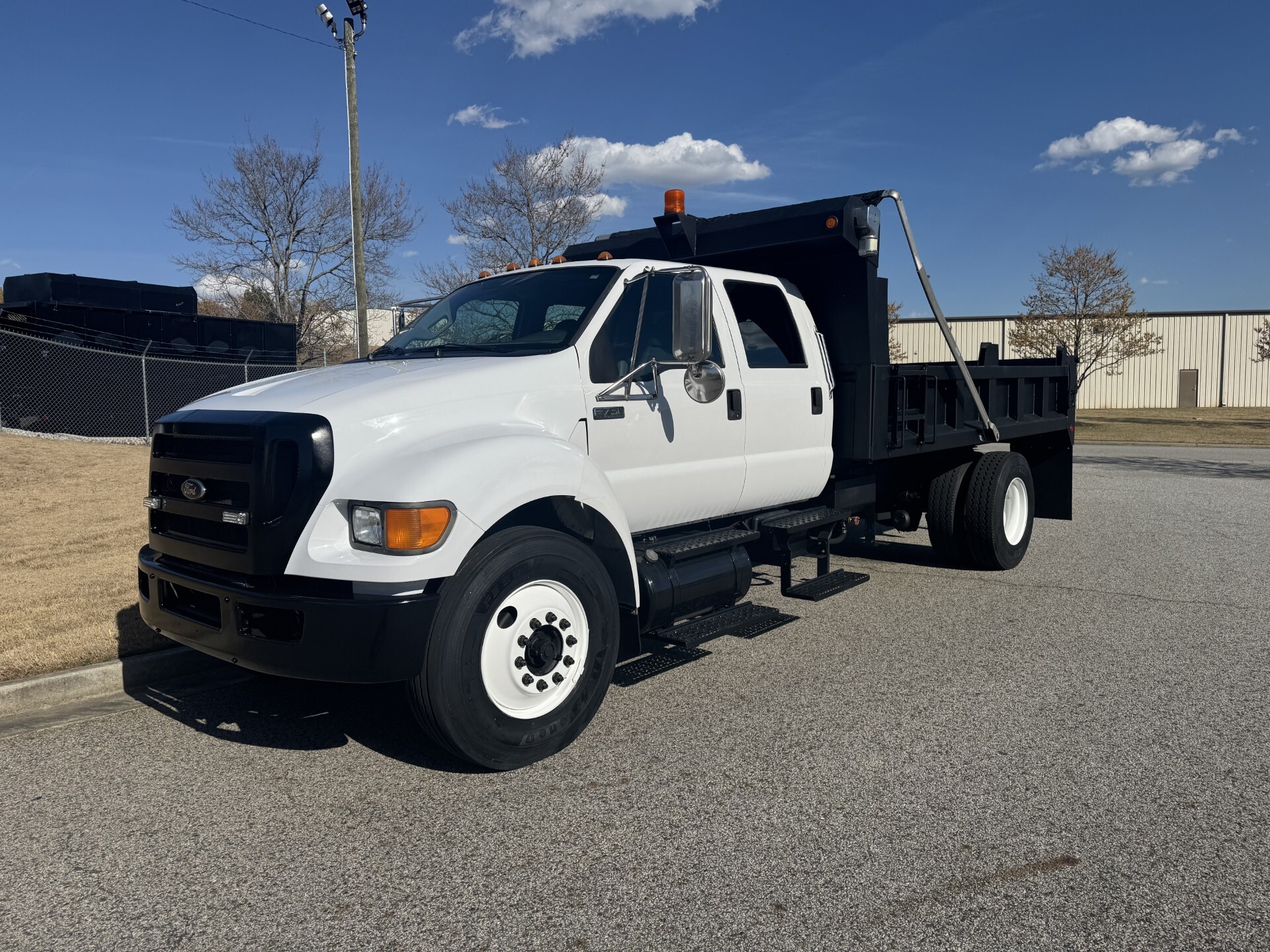 2012 FORD F750 in Winder, GA