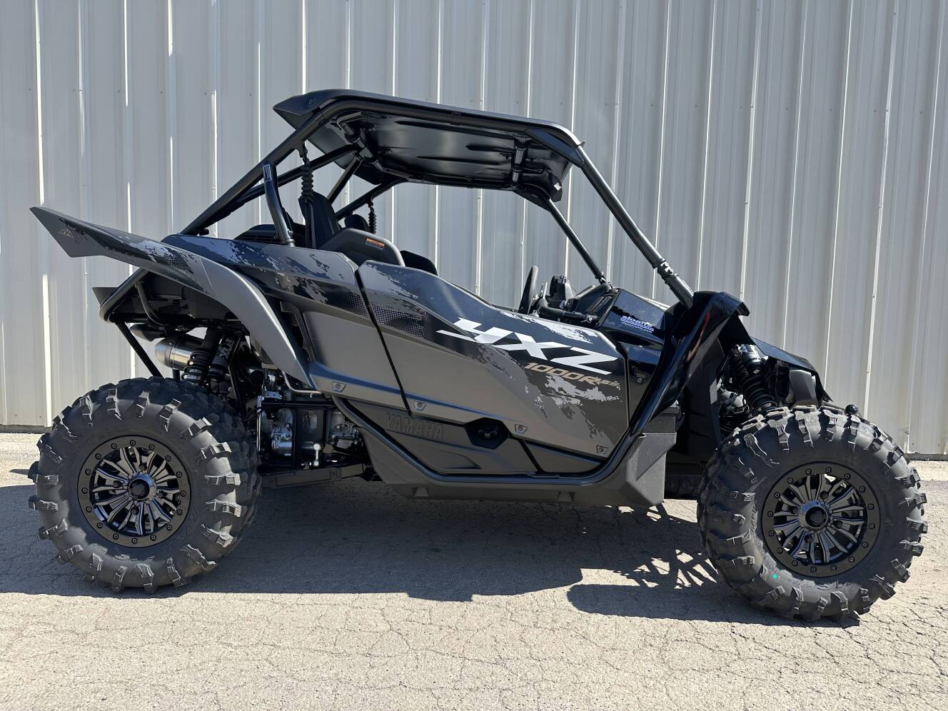 A photo of this 2025 Yamaha YXZ1000R EPS SS XT-R