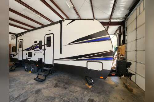 2019 Keystone IMPACT VAPOR LITE 29V in london AR