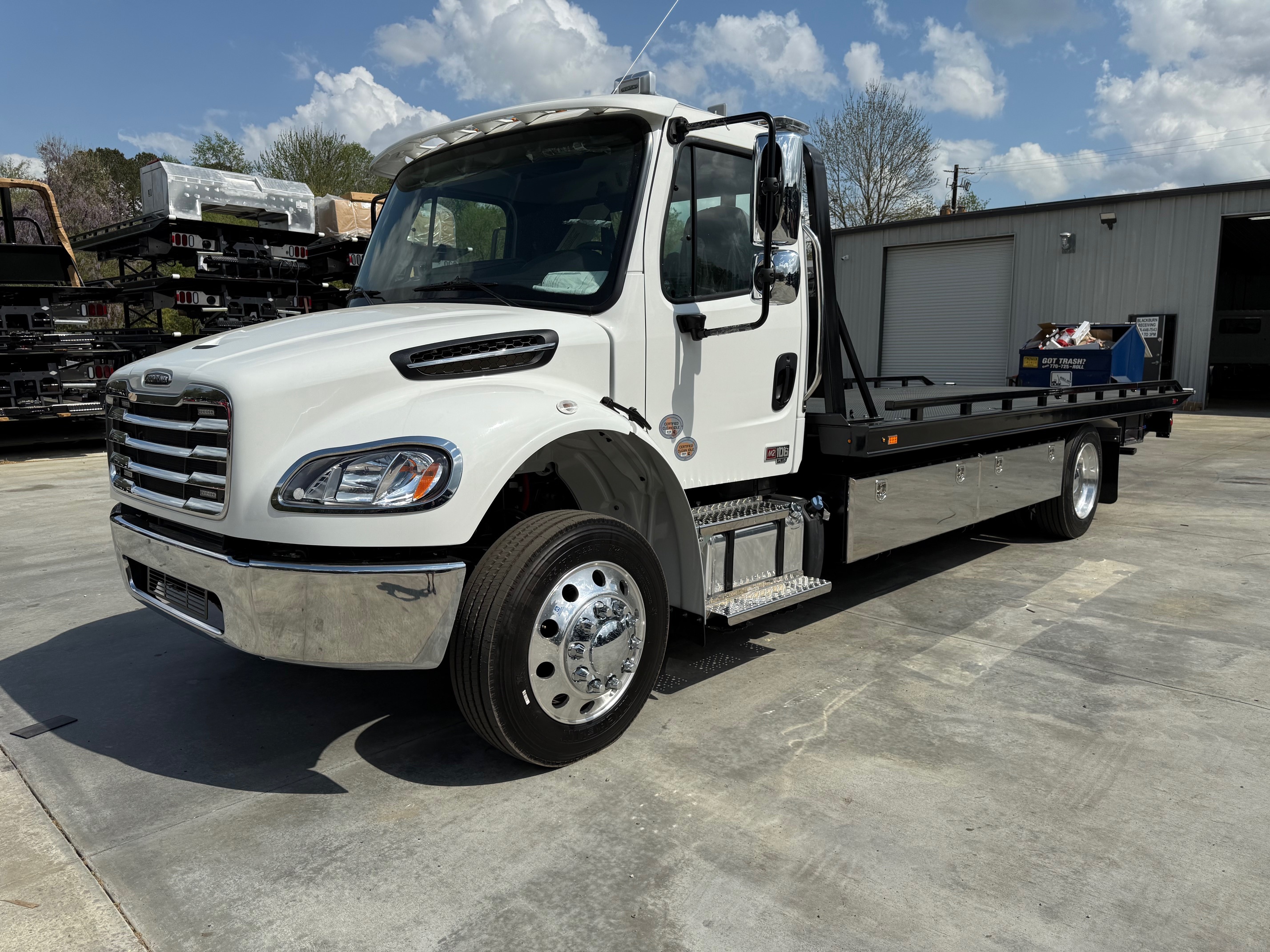 2027 FREIGHTLINER BUSINESS CLASS M2 in Lilburn, GA