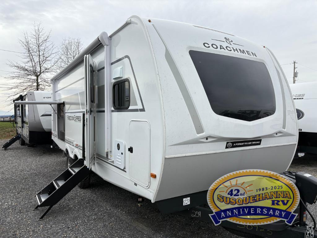 【 新品 】 ミニマムズ FREEDOM 2025 限定 single 2025 Coachmen Freedom Express Ultra Lite RVs For Sale - RV