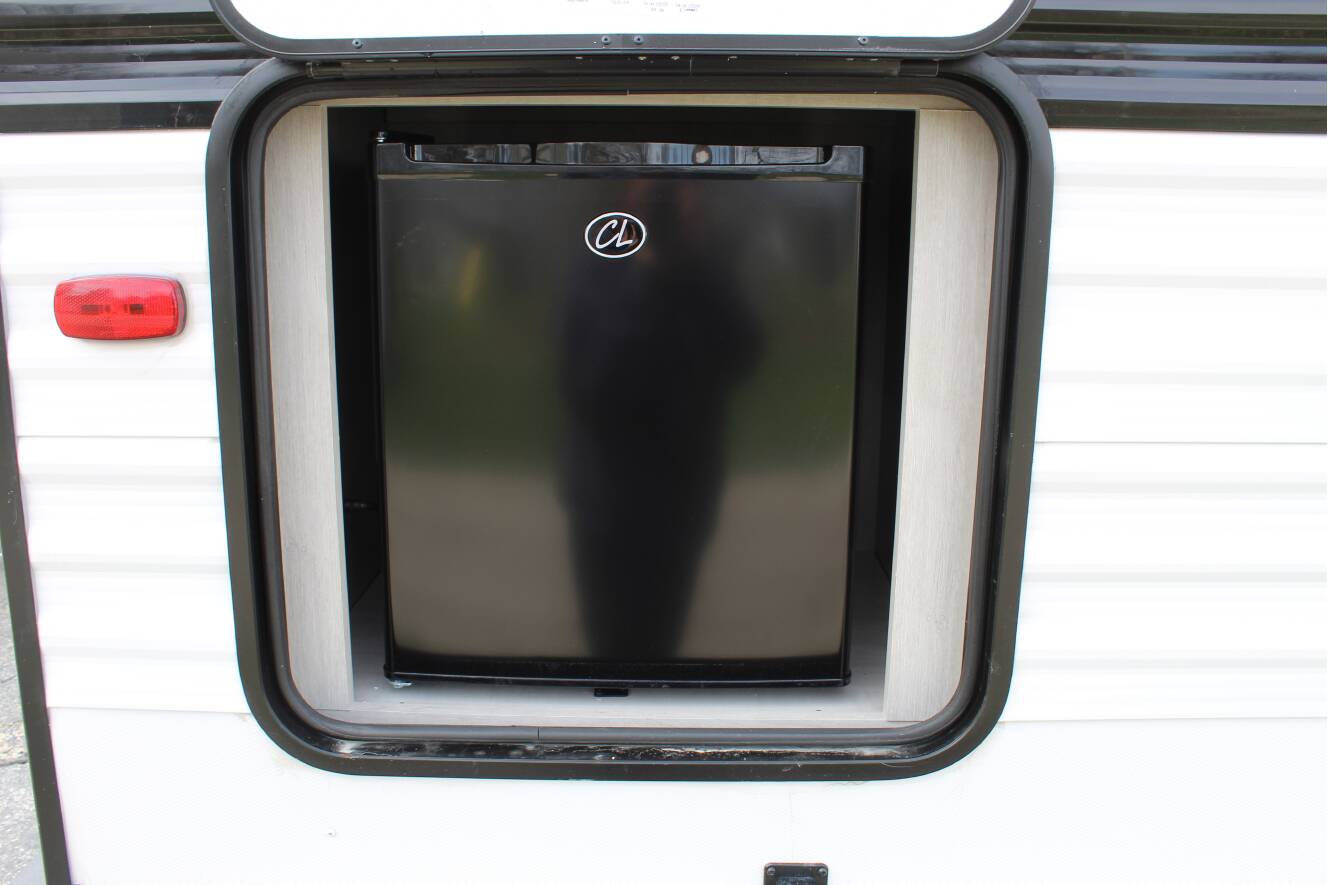 A photo of this 2025 Crossroads ZINGER 280RK