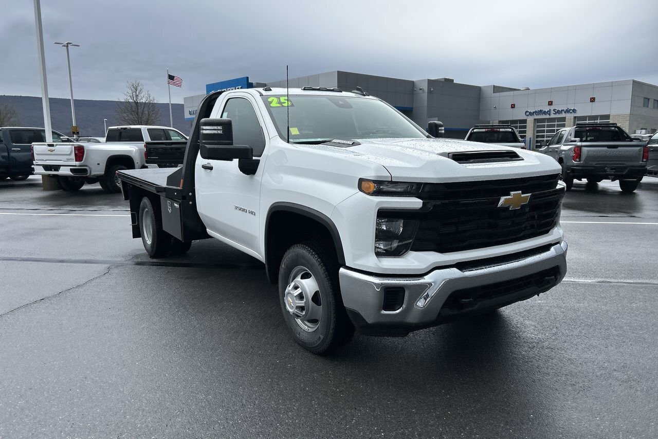 2025 CHEVROLET Silverado 3500HD CC in Muncy, PA