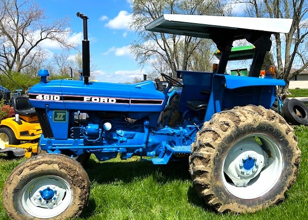 1993 FORD 4610 in Franklin, OH
