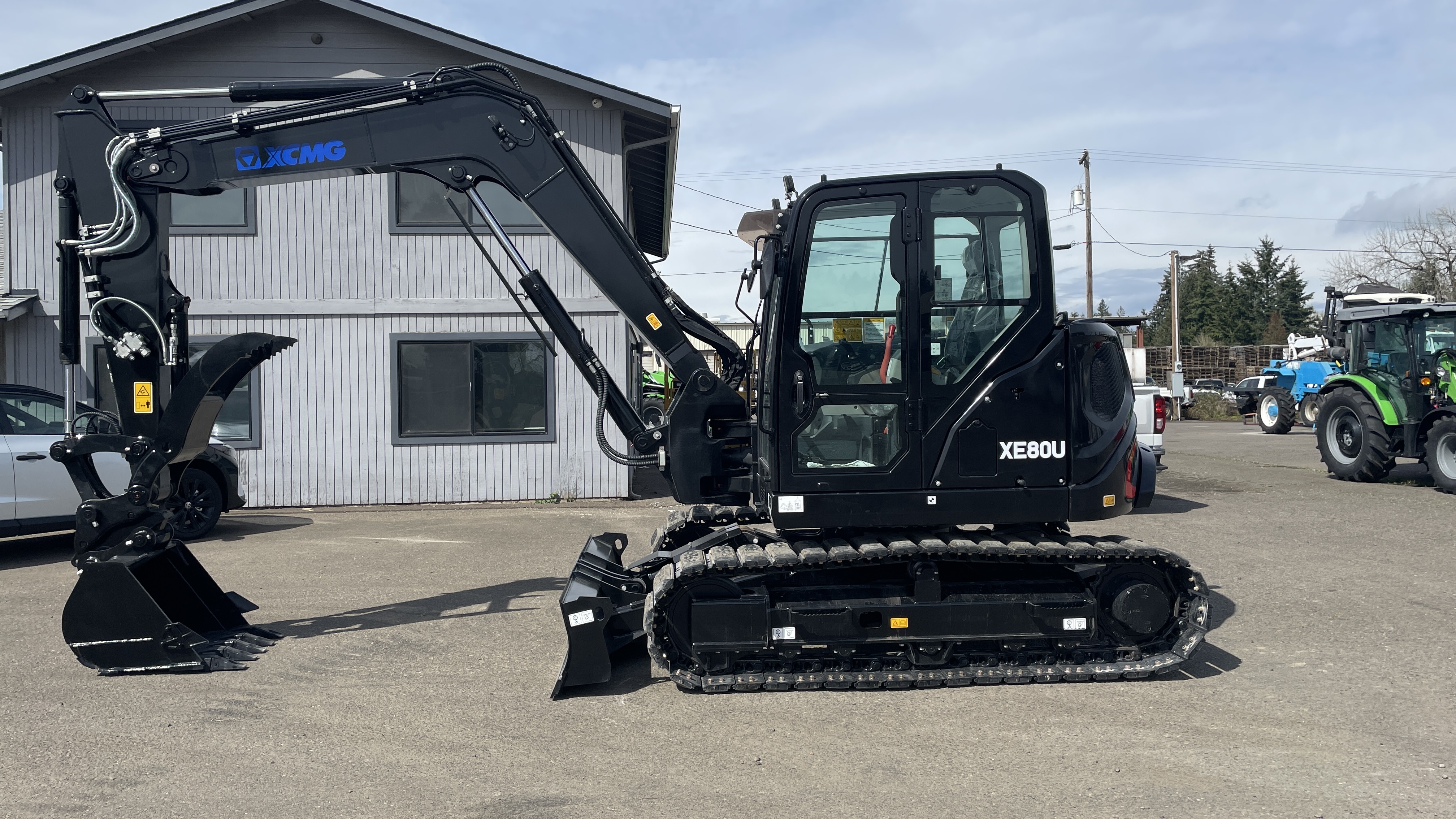 2025 XCMG XE80U in Mcminnville, OR