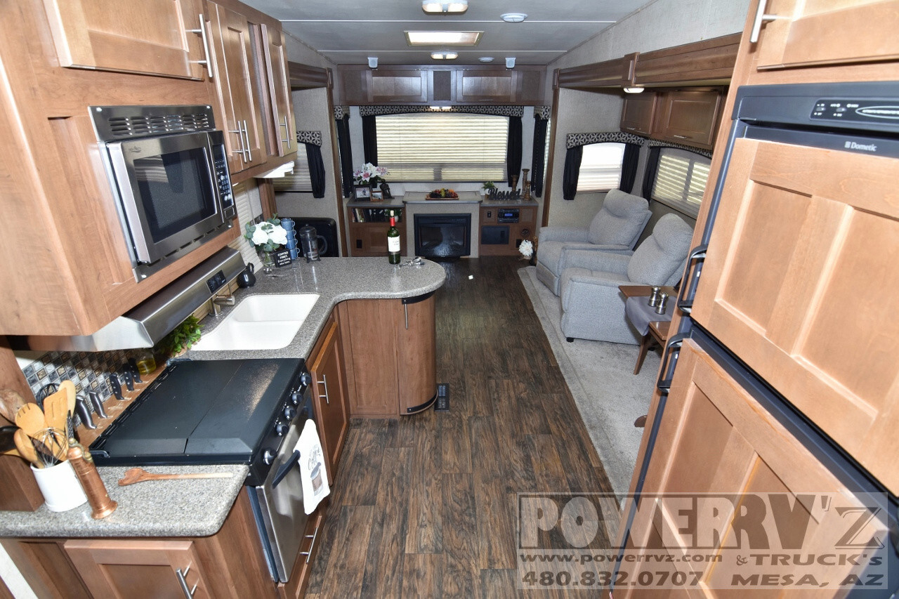 2015 Forest River wildcat 313re