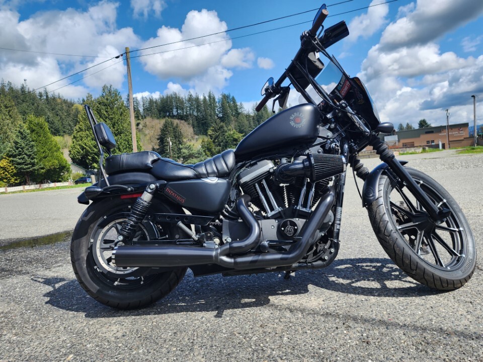 2022 Harley-Davidson SPORTSTER IRON 883 in Burlington, WA