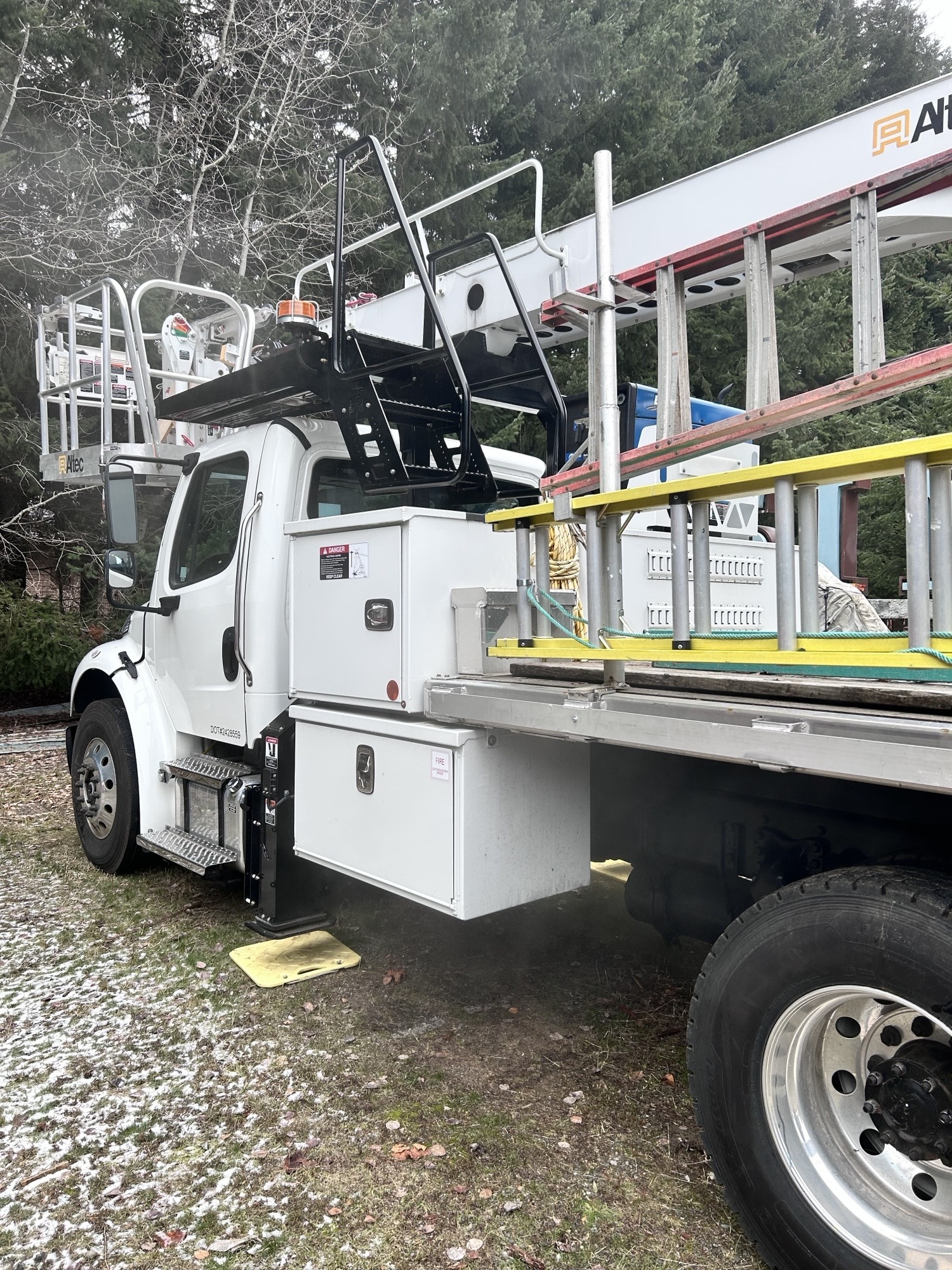 Freightliner Trucks For Sale Near Mountlake Terrace, WA - Commercial ...