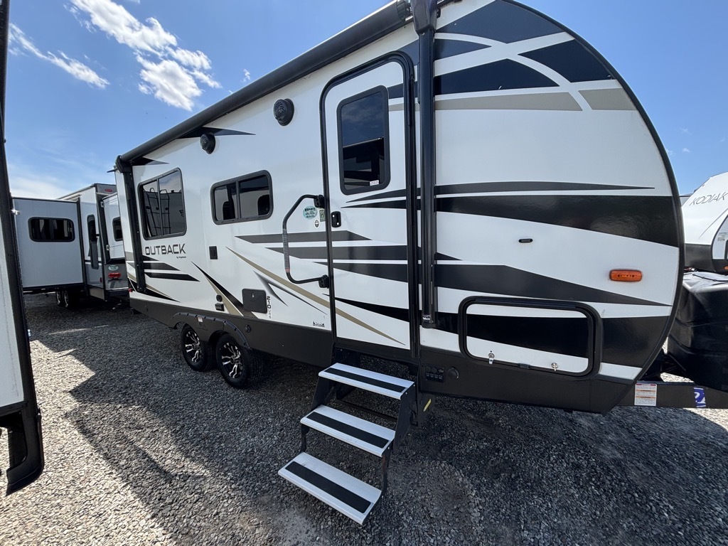 2021 Keystone OUTBACK 210URS in yadkinville NC