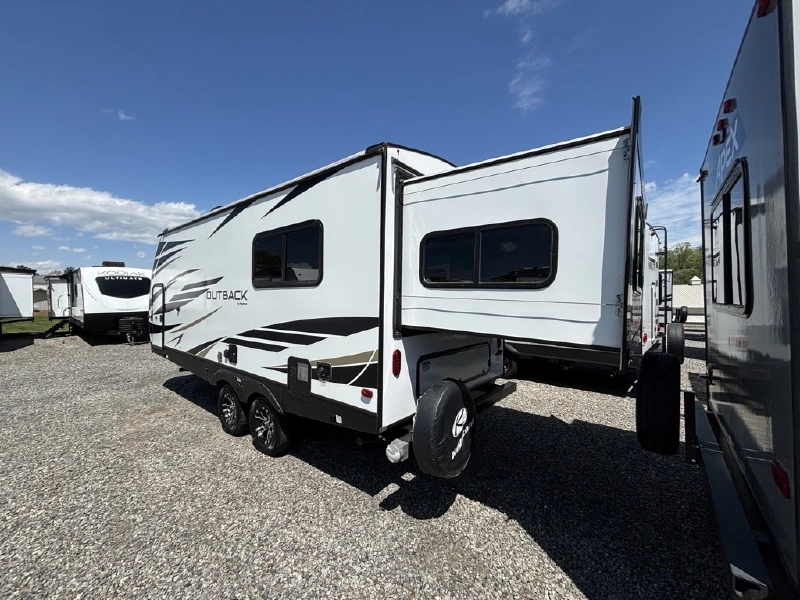 2021 KEYSTONE OUTBACK 210URS