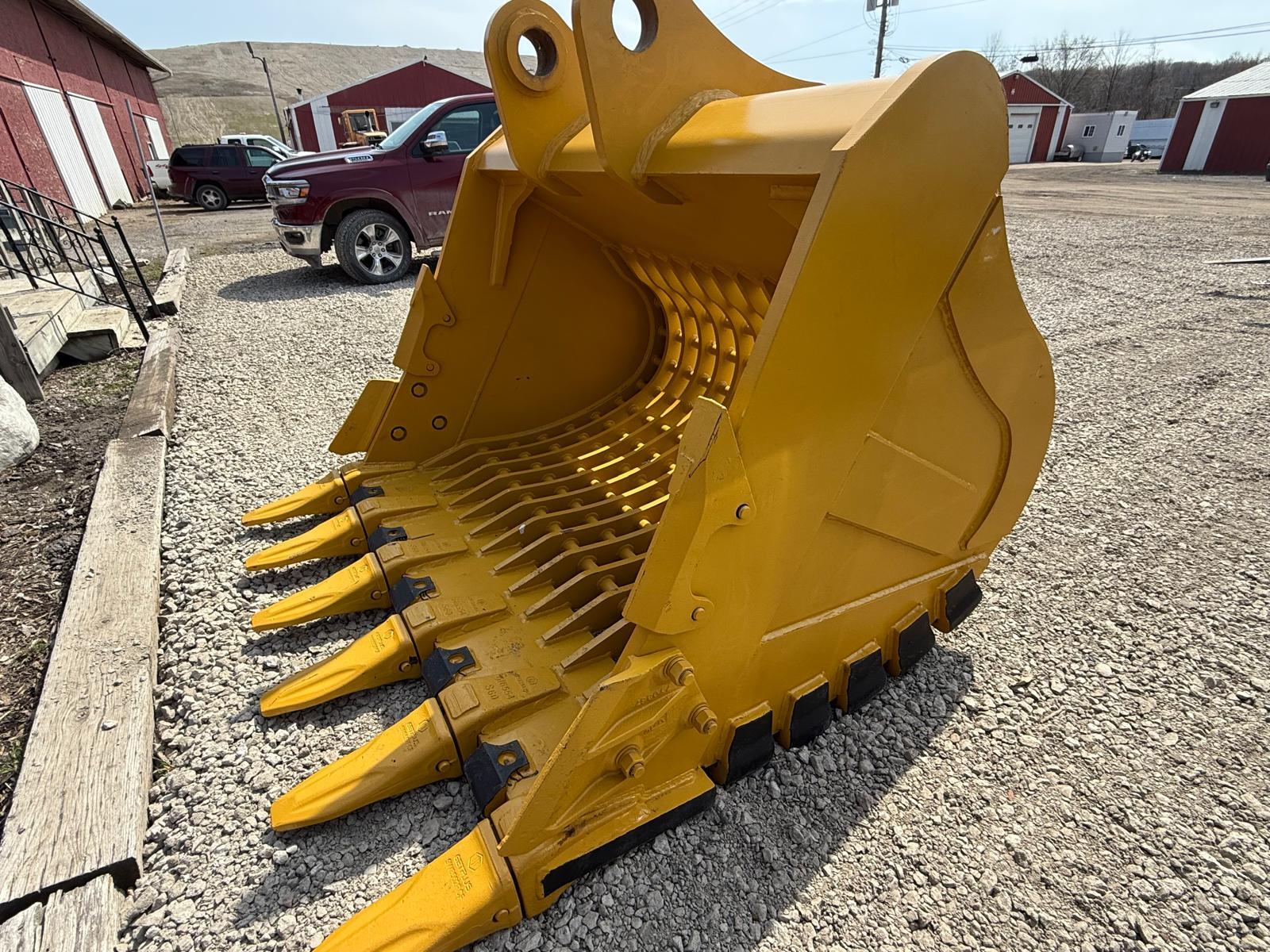 2025 Skeleton Caterpillar 72" in Northville, MI