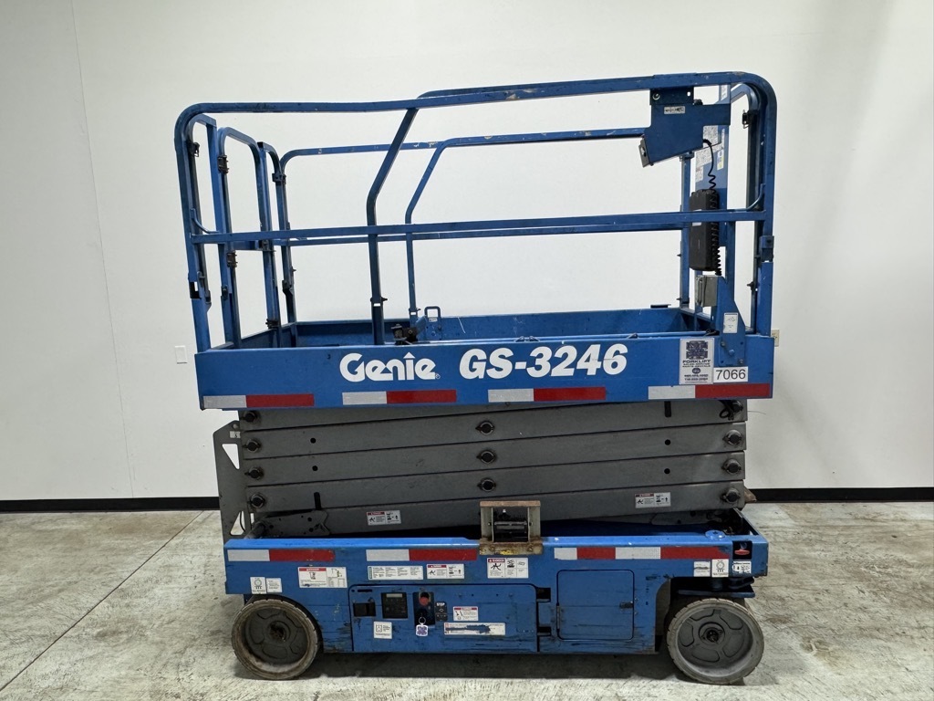 2015 GENIE GS3246 in Buffalo, NY
