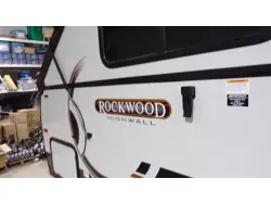 2025 FOREST RIVER ROCKWOOD  A213HS