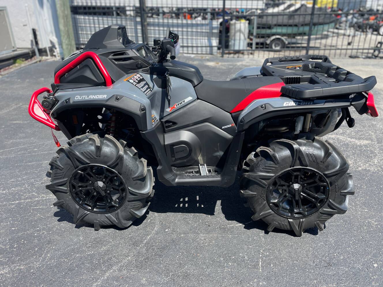 A photo of this 2025 Can-Am Outlander XMR 1000R