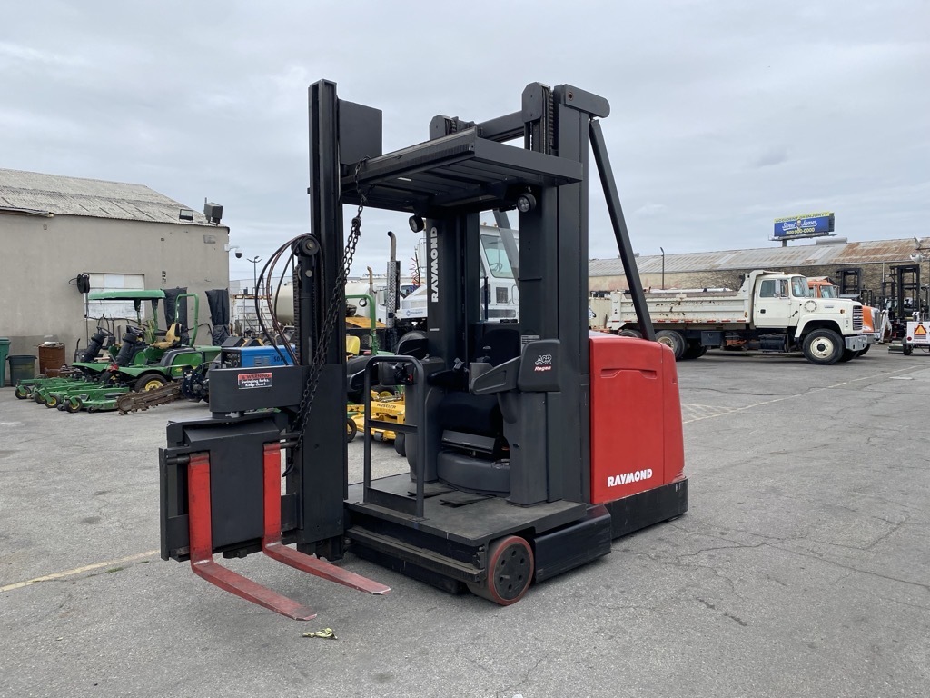 2012 RAYMOND 960-CSR3OT in Montebello, CA