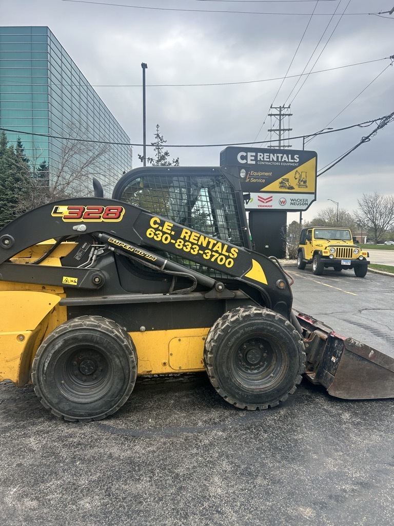 2021 NEW HOLLAND L328 in Elmhurst, IL