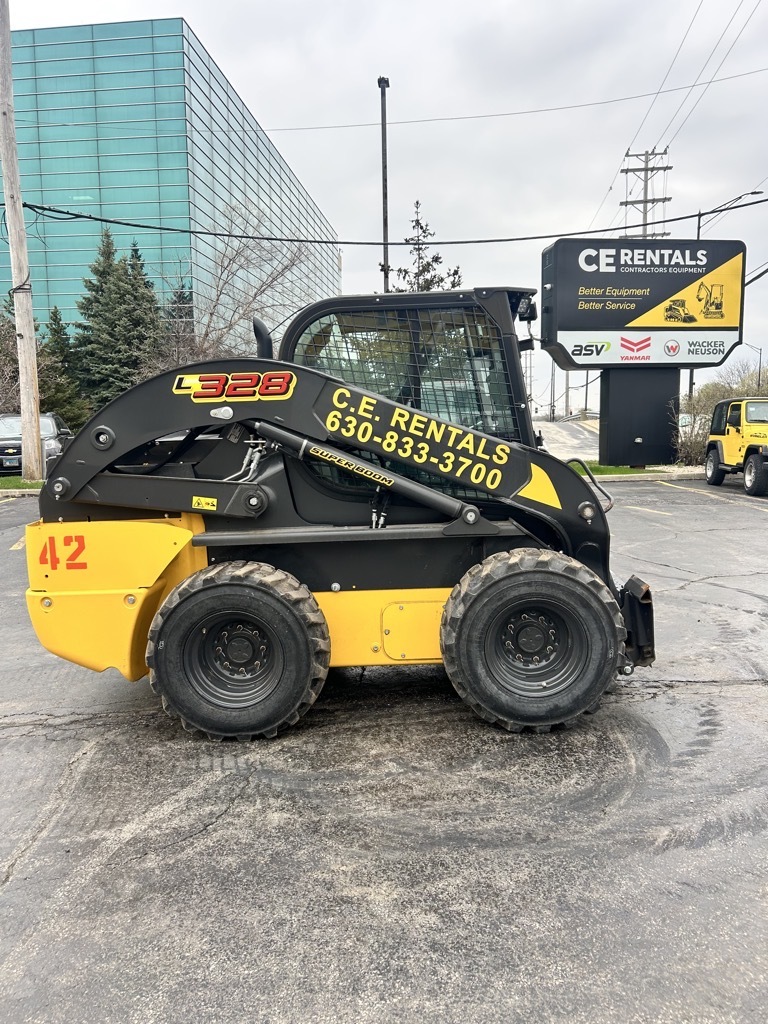 2024 NEW HOLLAND L328 in Elmhurst, IL