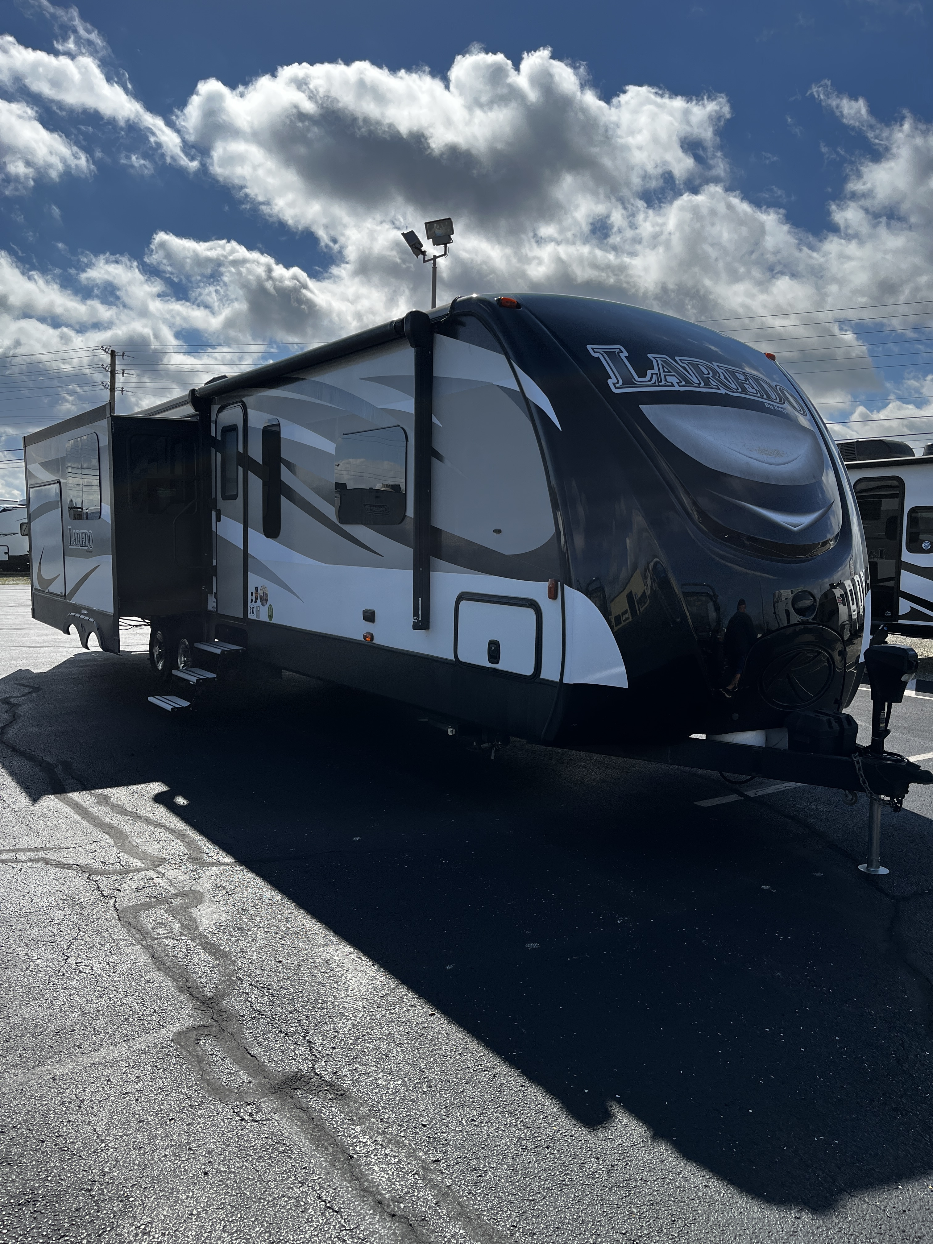 2017 Keystone LAREDO 330RL in indianapolis IN
